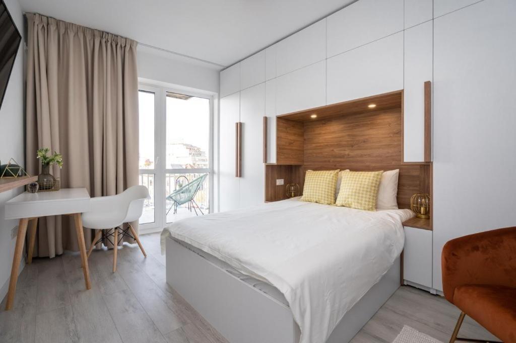 Piata Romana, Two Bedrooms Apartment Bucureşti Ngoại thất bức ảnh