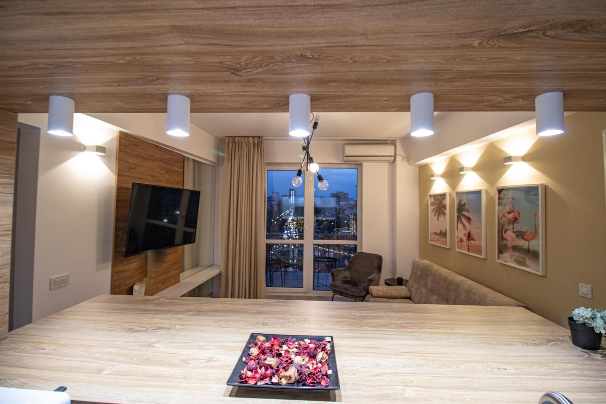 Piata Romana, Two Bedrooms Apartment Bucureşti Ngoại thất bức ảnh