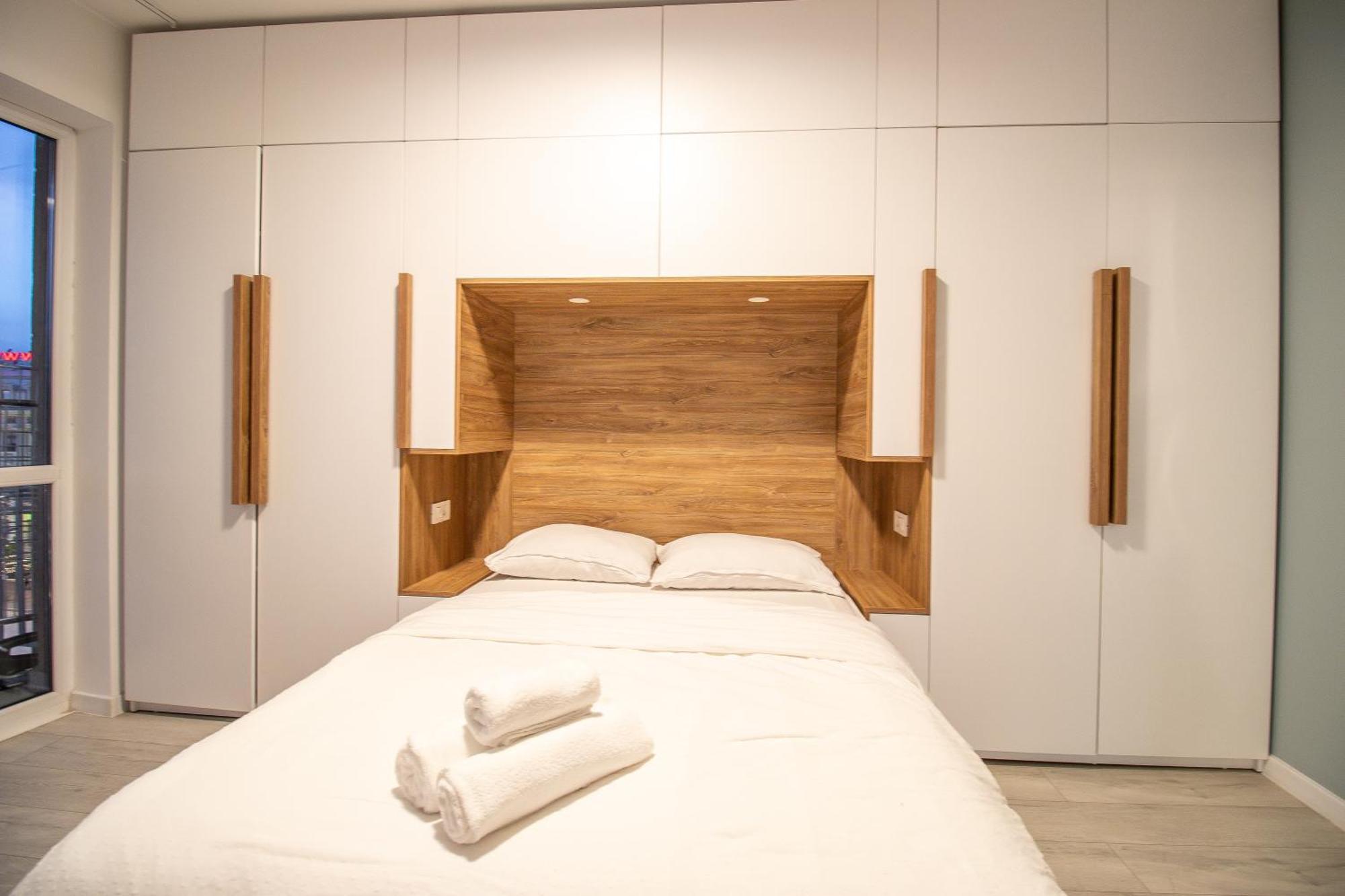 Piata Romana, Two Bedrooms Apartment Bucureşti Ngoại thất bức ảnh