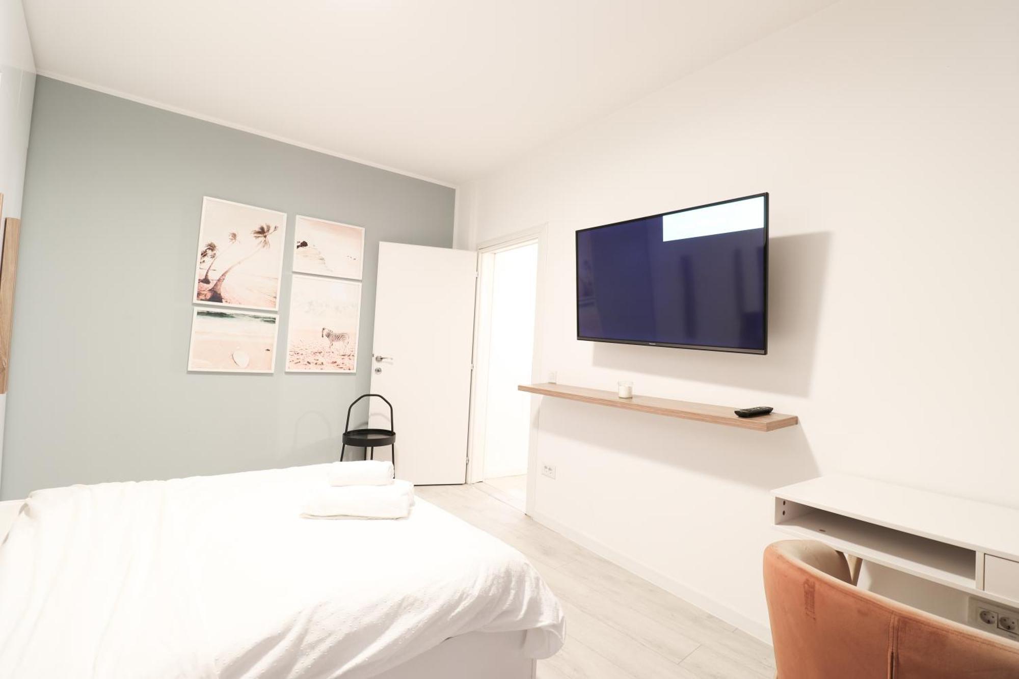 Piata Romana, Two Bedrooms Apartment Bucureşti Ngoại thất bức ảnh